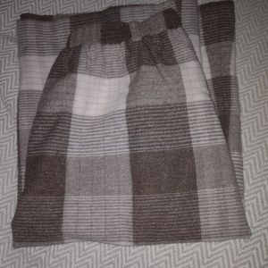 City Wear II cream long skirt women's size M